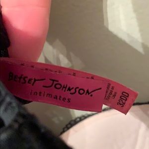 Betsey Johnson Intimates & Sleepwear - Black and Tan Betsey Johnson Bra Betsey Johnson Intimates & Sleepwear - Black and Tan Betsey Johnson Bra